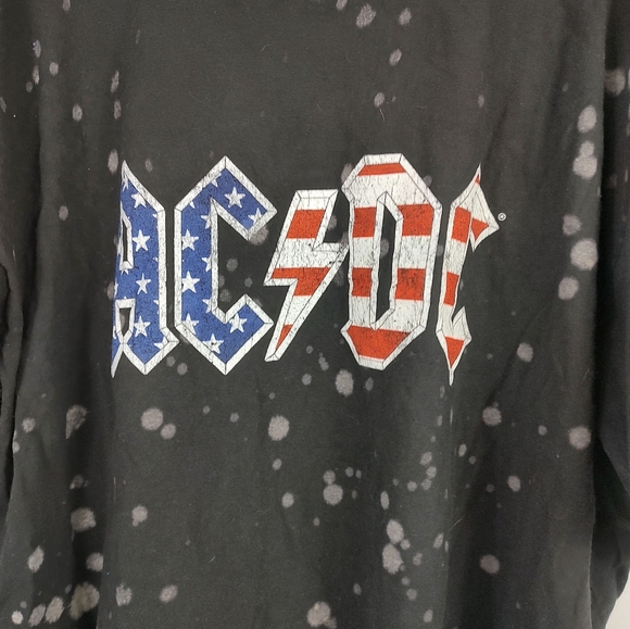ACDC 1980 U.S. Tour Graphic Tee - Picture 4 of 8